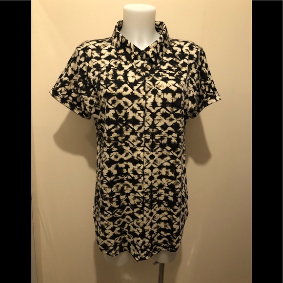 LuLaRoe Charlie Button Down Top Size S - Picture 1 of 16